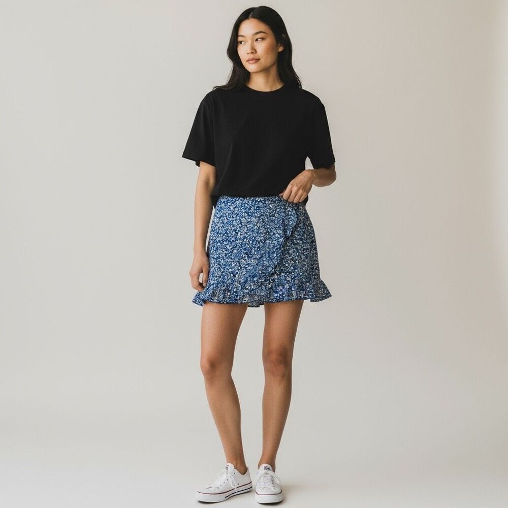 NWT Zaful blue and white Floral Wrap tie front zip up back mini Skirt size L
